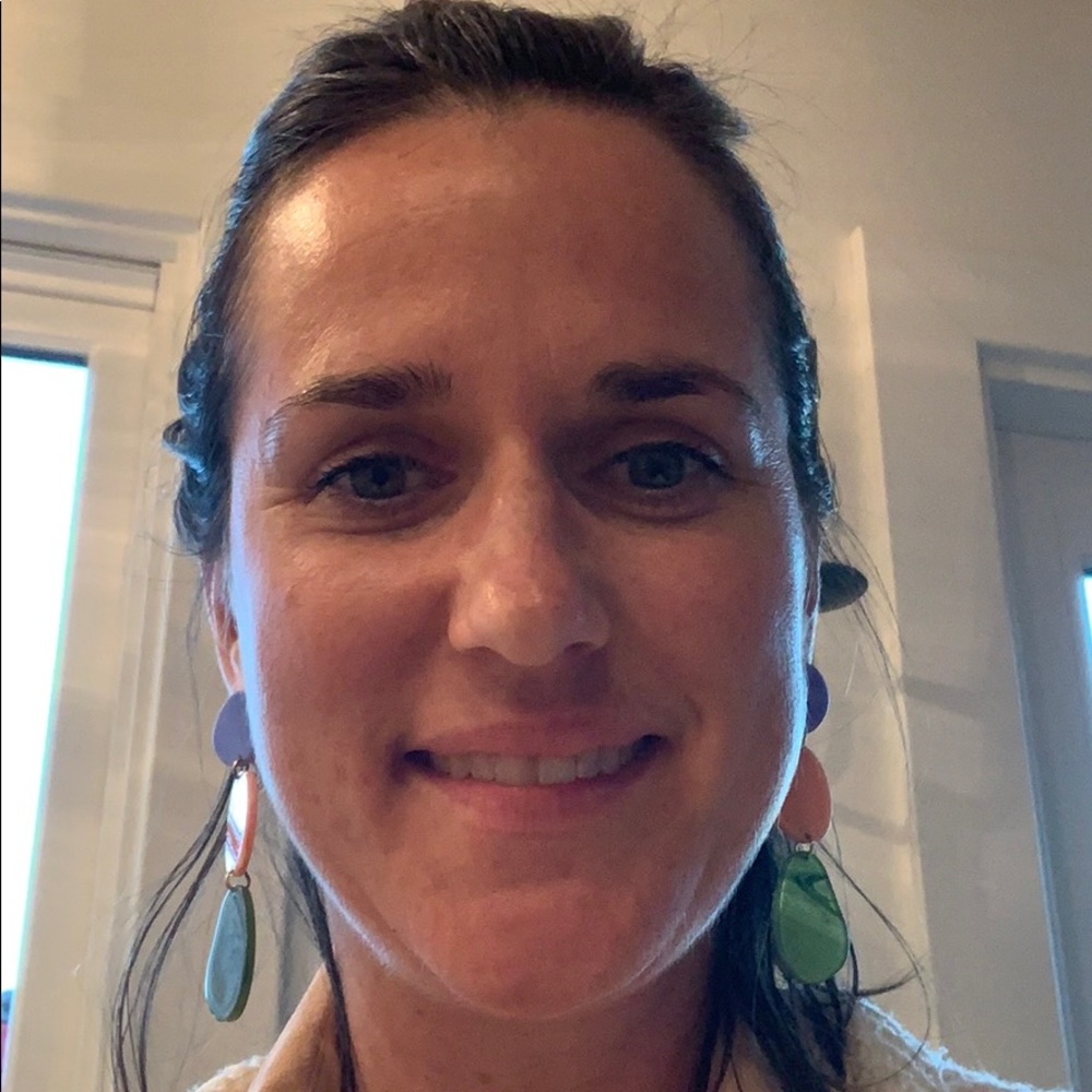 Meet your Posher, Sarah